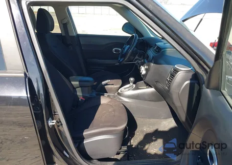 2016 Kia Soul z USA, uszkodzony, nr VIN KNDJN2A20G7317196